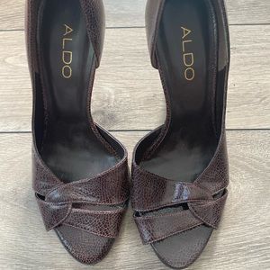🎉NWT snake print Aldo heels